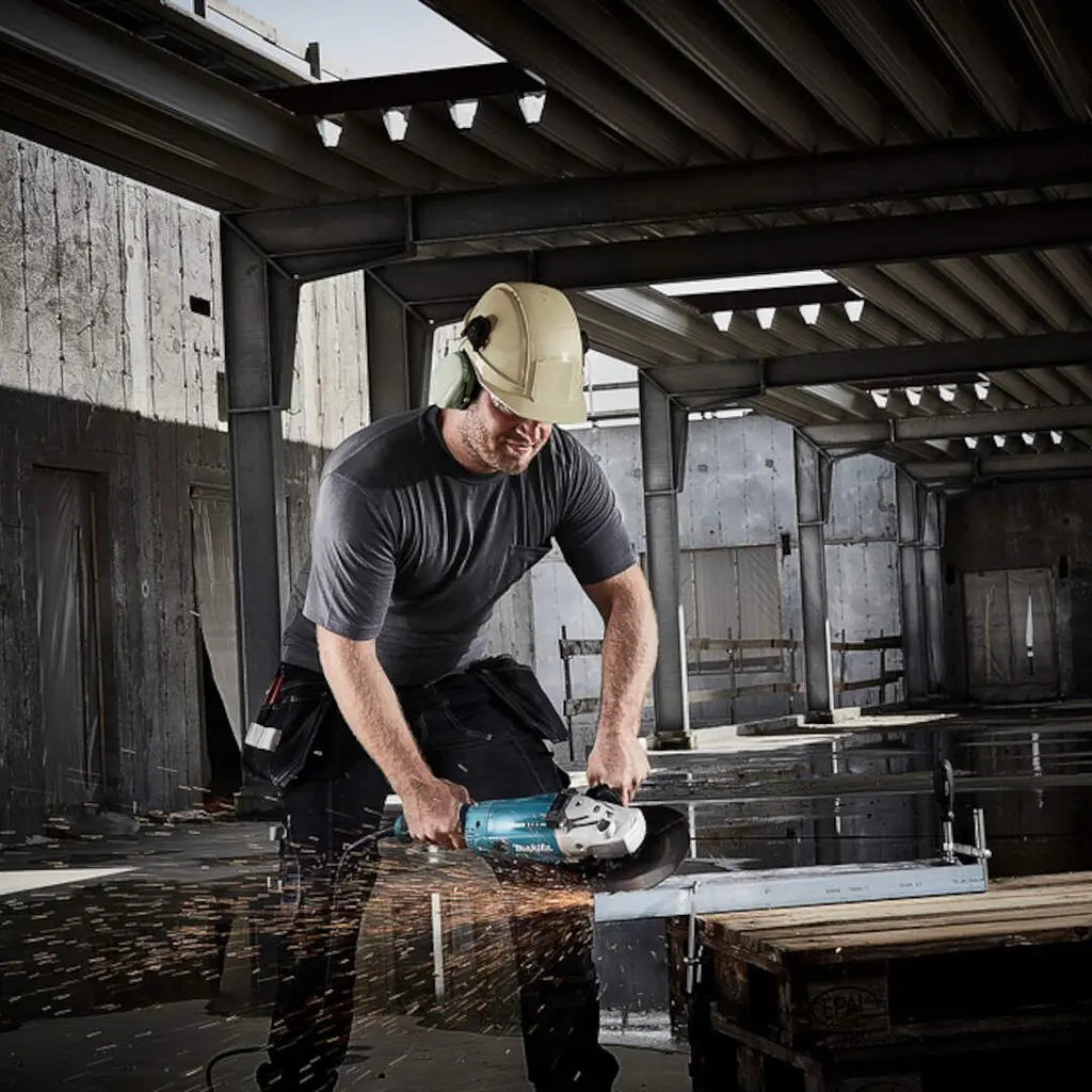 Makita Шліфмашина кутова GA9020 230мм 2200Вт 6600об/х 5.8кг - фото 2