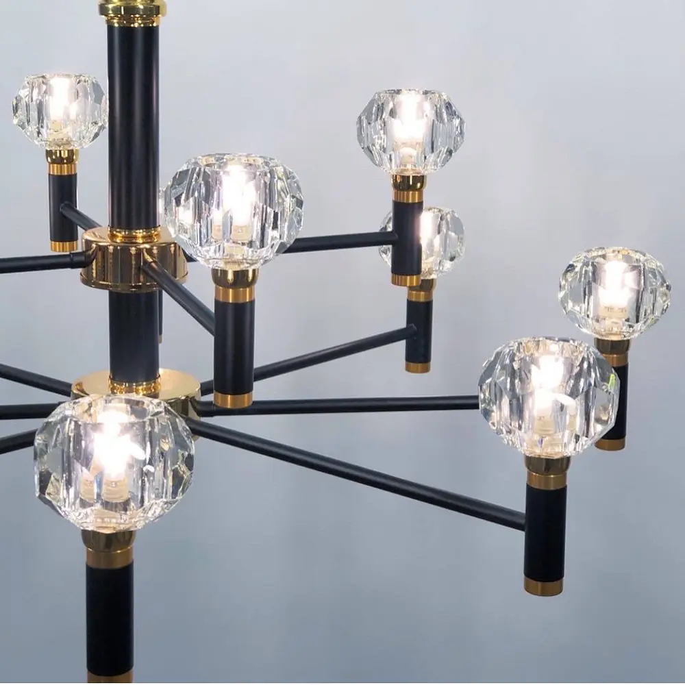 Элегантная люстра на 6 или 12 ламп со стеклянными плафонами Line.F Количество ламп 12 - фото 3