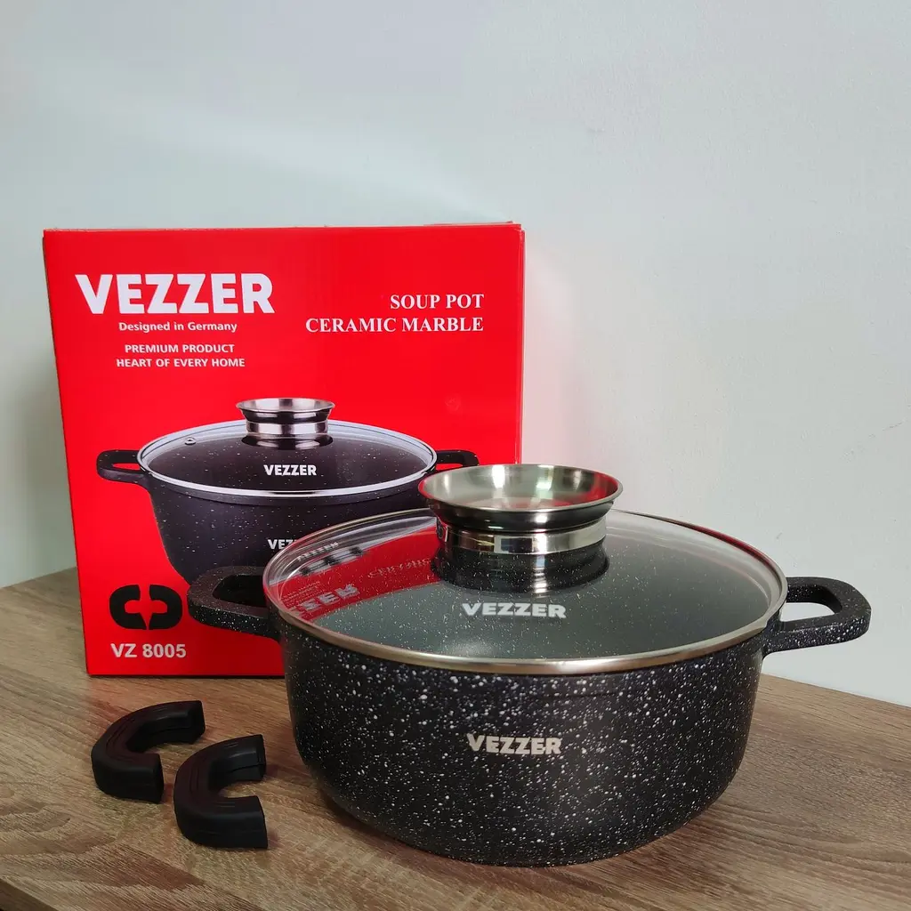 Каструля Vezzer з кришкою та силіконовими накладками на ручки 22 см 3.5 л чорна (VZ8005) - фото 8