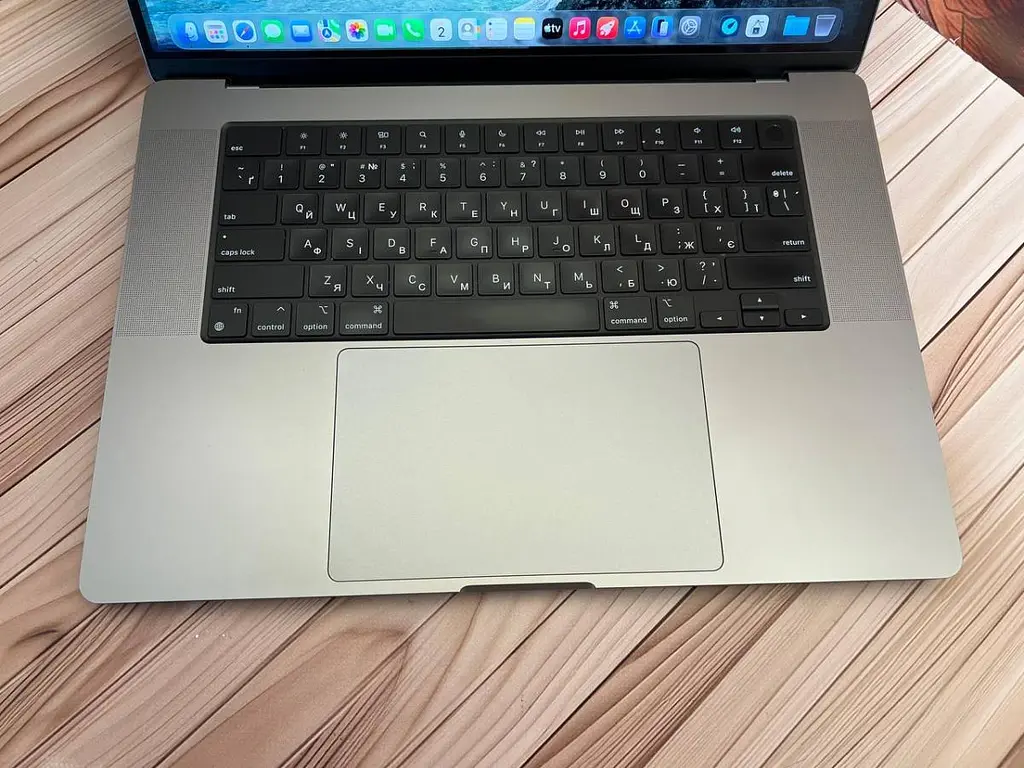 Ноутбук Apple MacBook Pro 16" 2021 M1 MAX/32/512 (DL2F7Q7Q45) Б/в - фото 2