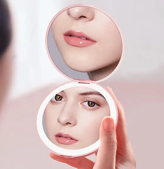 Кишенькове кругле дзеркало для макіяжу з LED підсвічуванням Pocket Mirror USB - фото 5