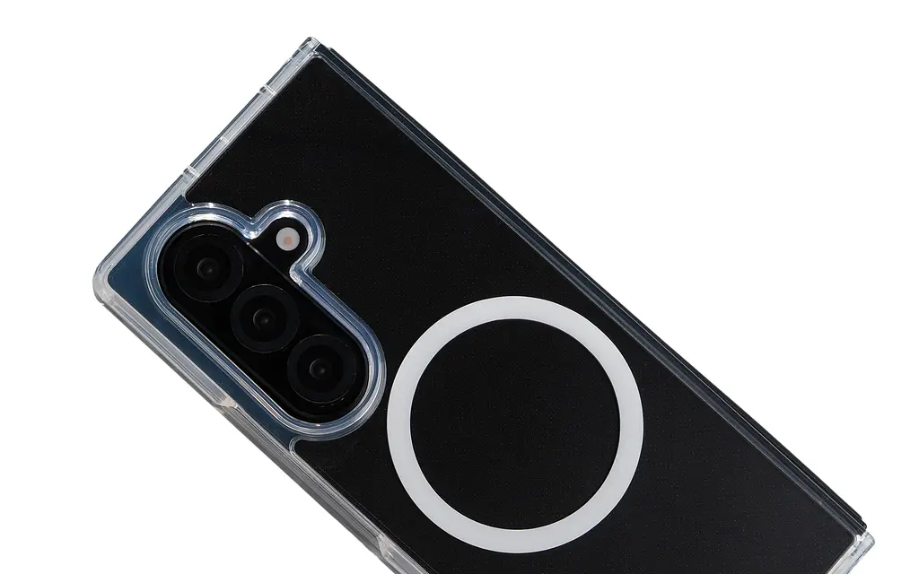 Чехол для Samsung Galaxy Fold7 5G, Clear MagCase, прозрачный, противоударный, магнитный, панель-накладка с поддержкой MagSafe, поддержка беспроводной зарядки магсейф, защита всего корпуса, TPU+PC, ArmorStandart (ARM88137) - фото 10