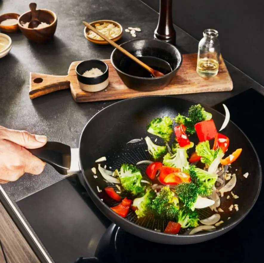 WOK сковорода Tefal глибока 28 СМ Stock Франция - фото 4