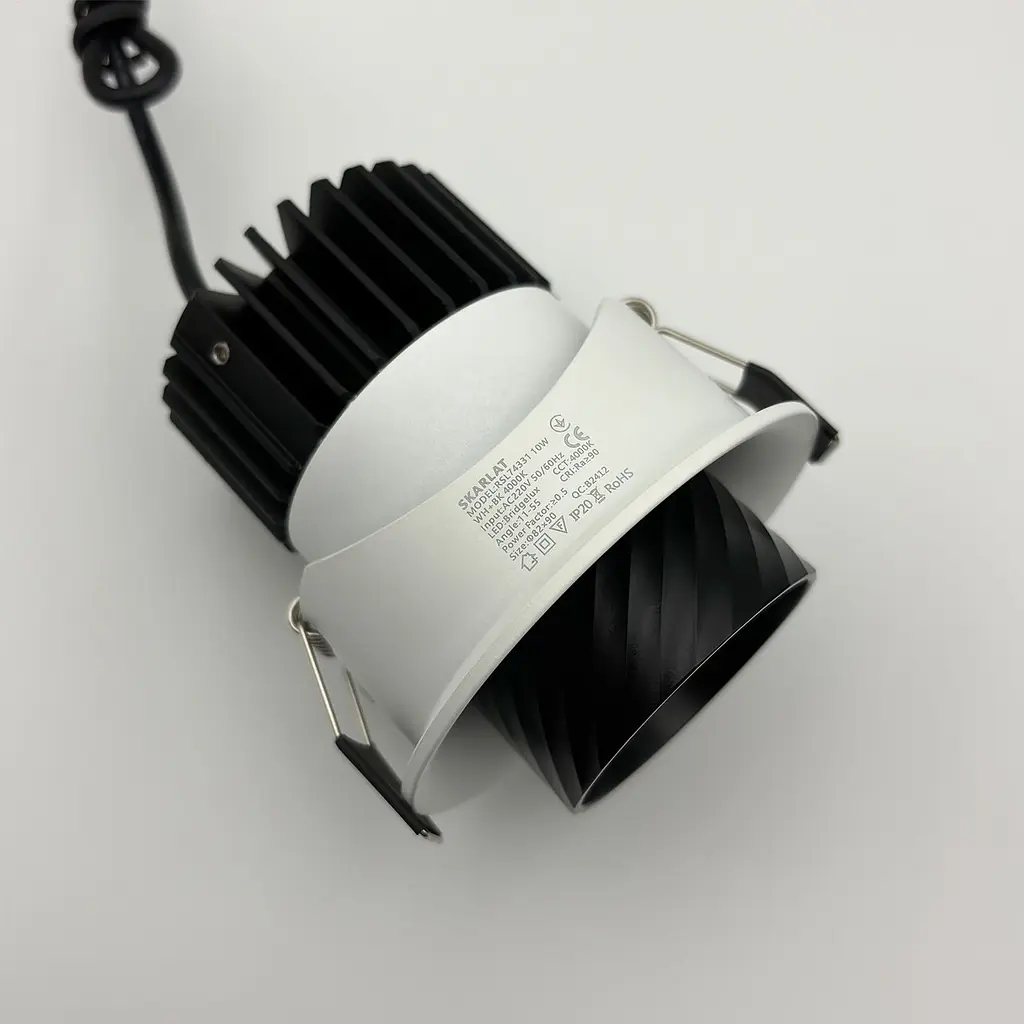 Встраиваемый светильник Skarlat RSL74331 10W WH+BK 4000K - фото 4