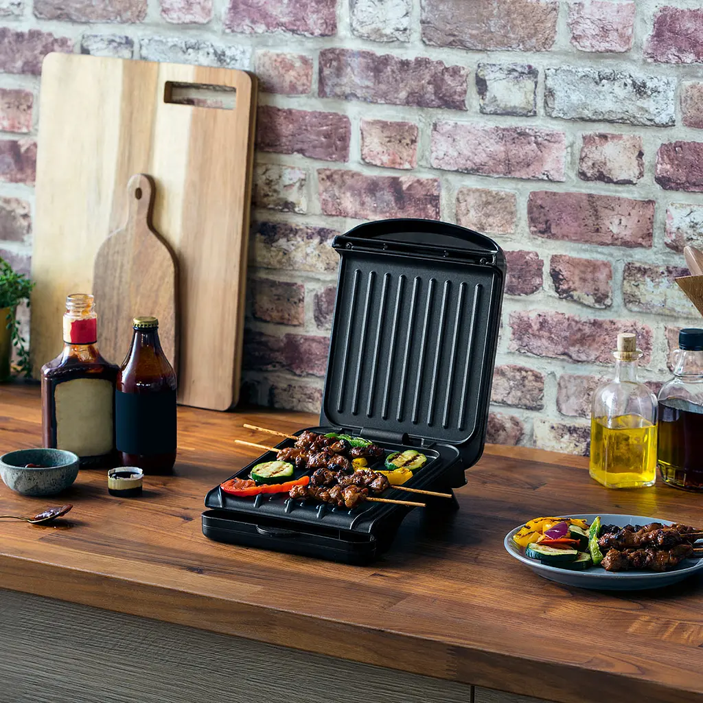 Гриль George Foreman 25800-56 Fit Grill Small 760 Вт антипригарное покрытие черный поддон для жира (25800-56) - фото 11