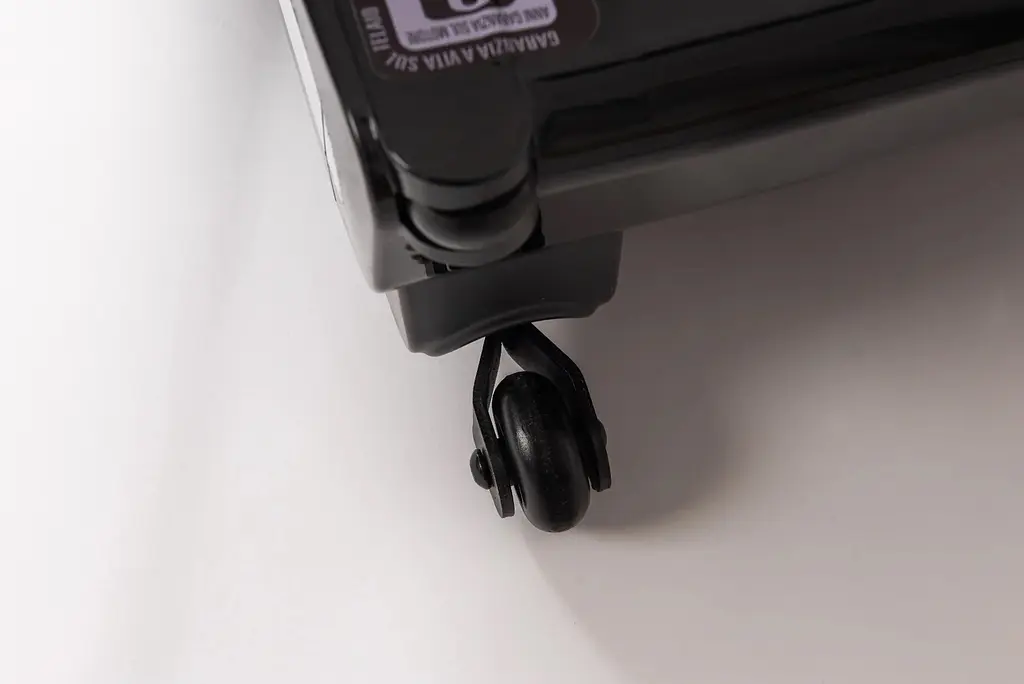Бігова доріжка Toorx Mirage C60 Black (MIRAGE-C60-B) - фото 6