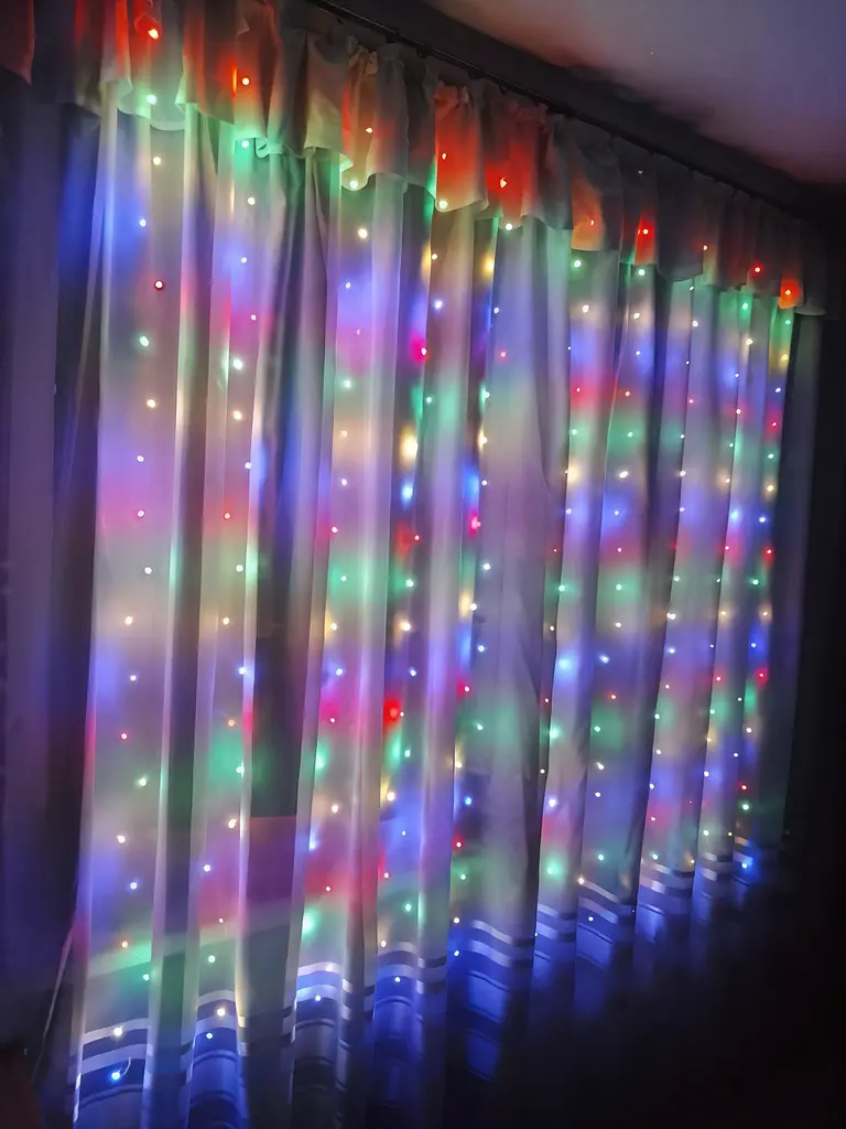 Гірлянда-штора різнокольорова 3x2м 200LED XPRO (46833-_276) - фото 5