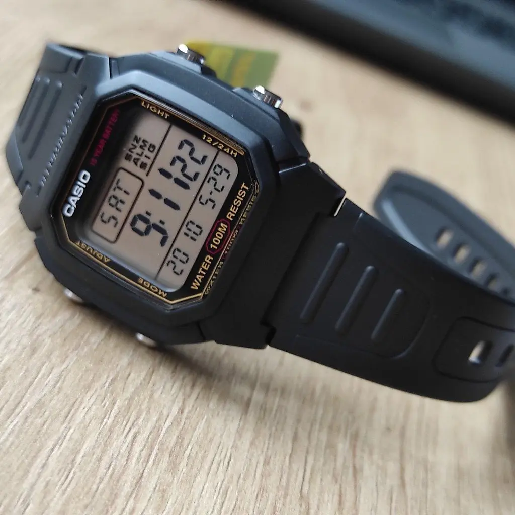 Годинник Casio W-800HG-9AVEF - фото 6