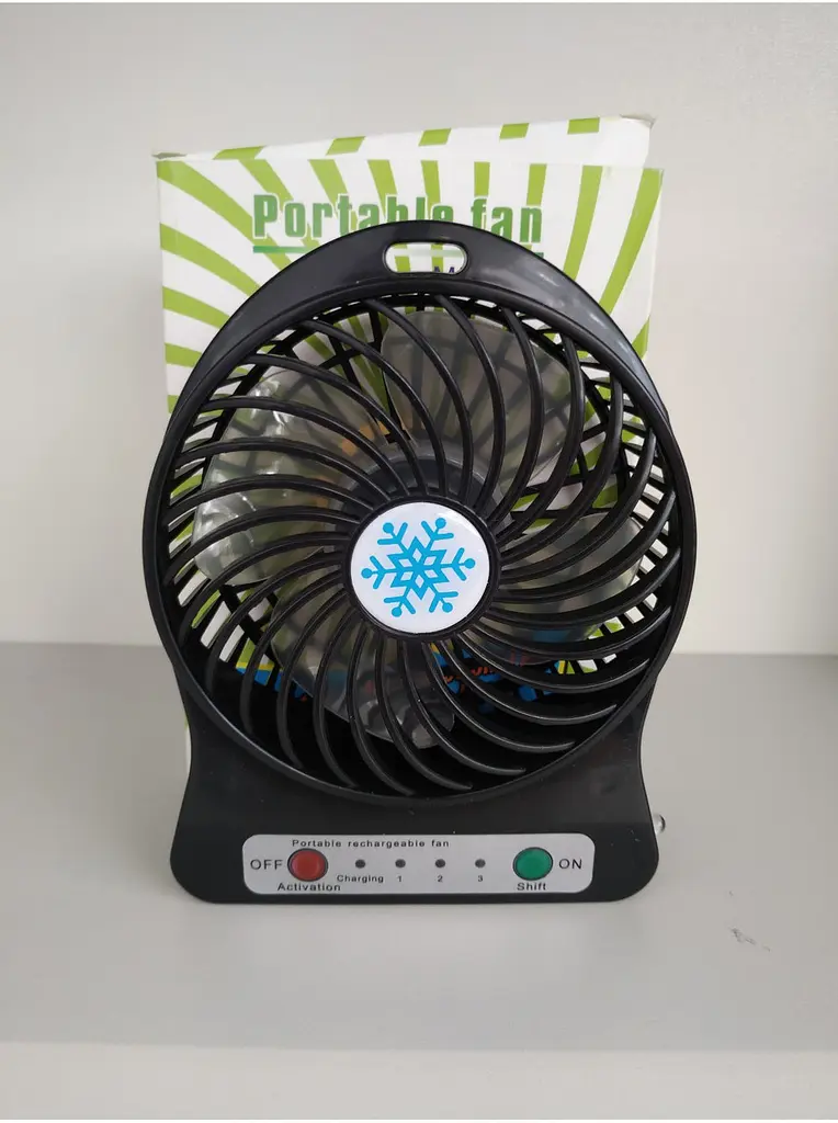 Вентилятор настільний акумуляторний 18650 USB діаметр 10см Portable Fan Mini чорний - фото 4