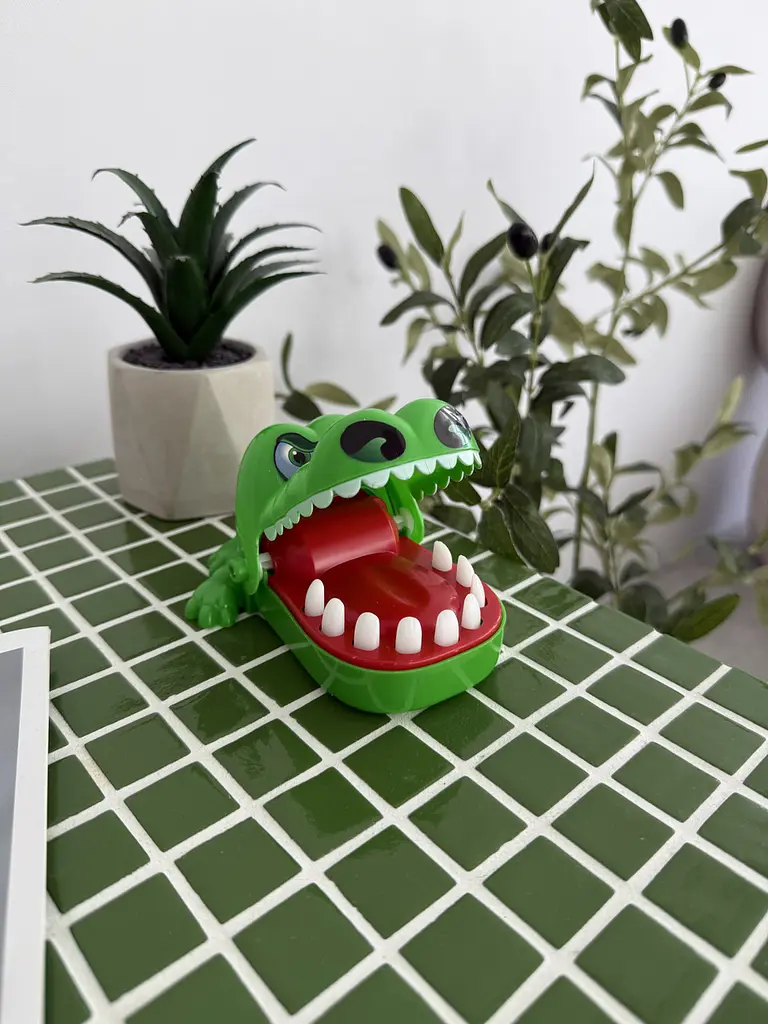 Настольная игра Крокодил стоматолог детская игра кусающий крокодил Bite Crocodile интерактивная игра для детей - фото 2