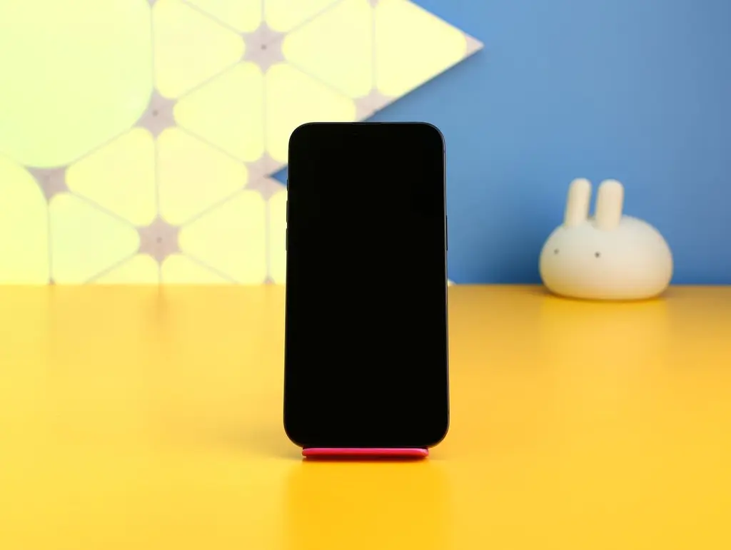Смартфон Apple iPhone 15 Pro Max 512GB eSIM Black Titanium (MU6A3) Б/В [173734] - фото 4