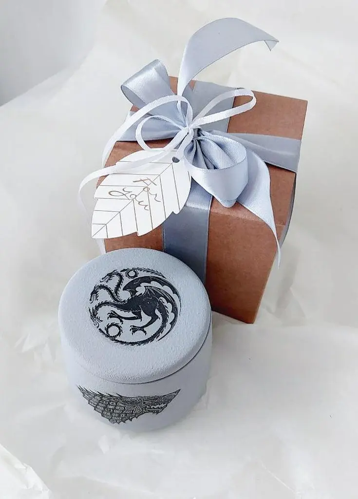 Cоєва свічка Svich Shop Game of Thrones з кришкою ручної роботи у подарунковій коробці - фото 3