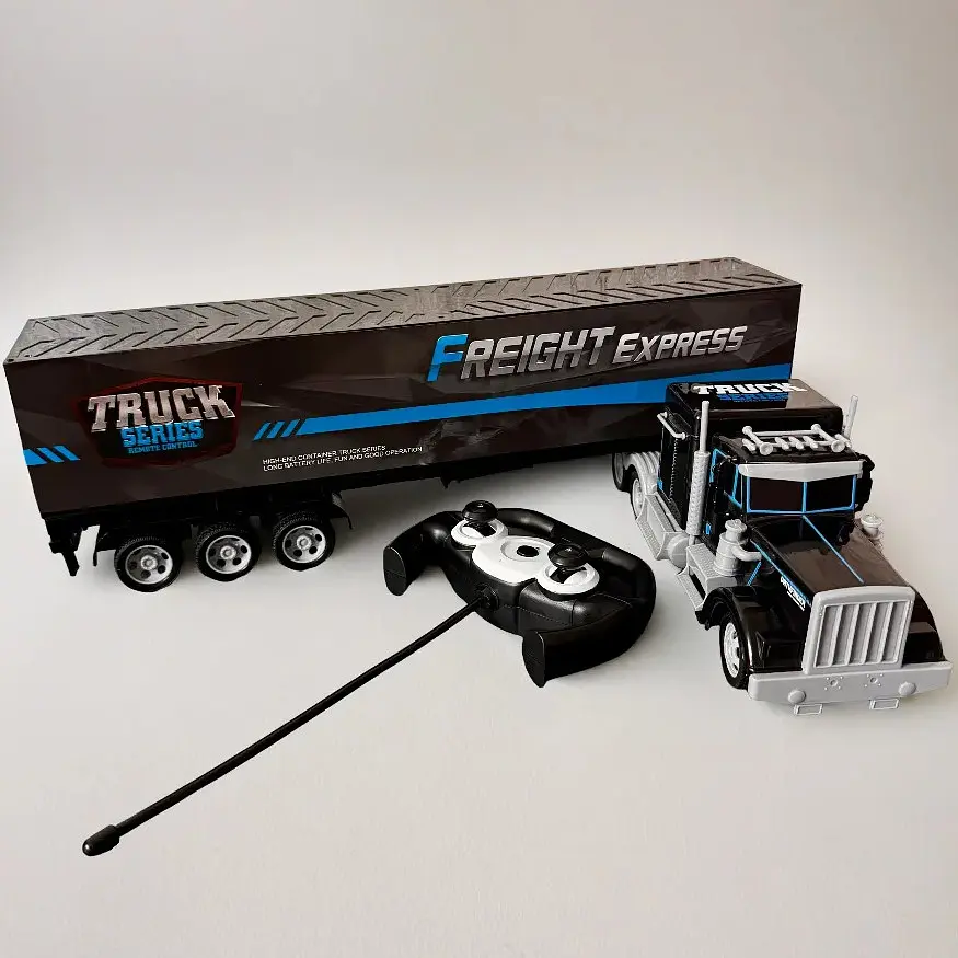 Іграшкова радіокерована фура Freight Express з причепом, 58 см, підсвічування, акумулятор 4.8V, вантажівка на пульті - фото 3