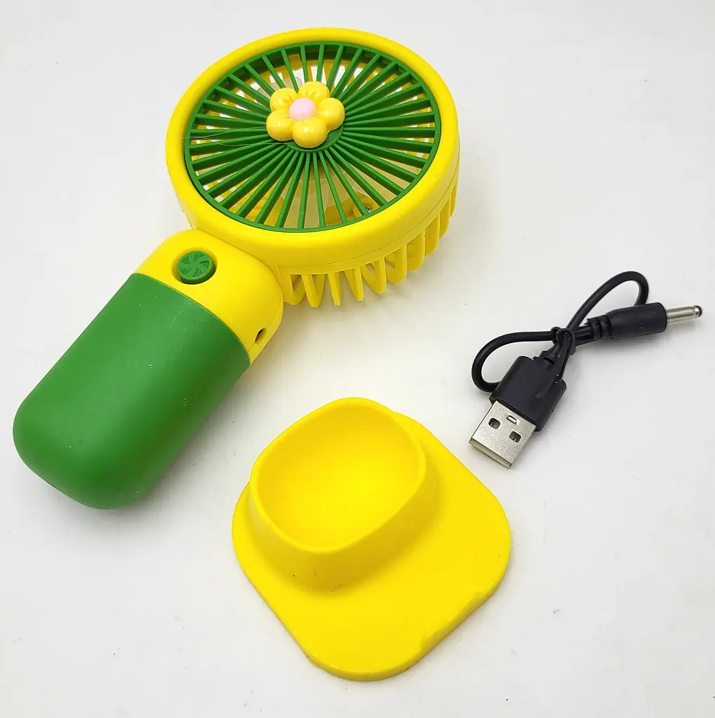 Вентилятор акумуляторний міні з ручкою та підставкою USB діаметр 6см висота 13см ручний та настільний Handy Mini Fan AC-38 жовтий - фото 2