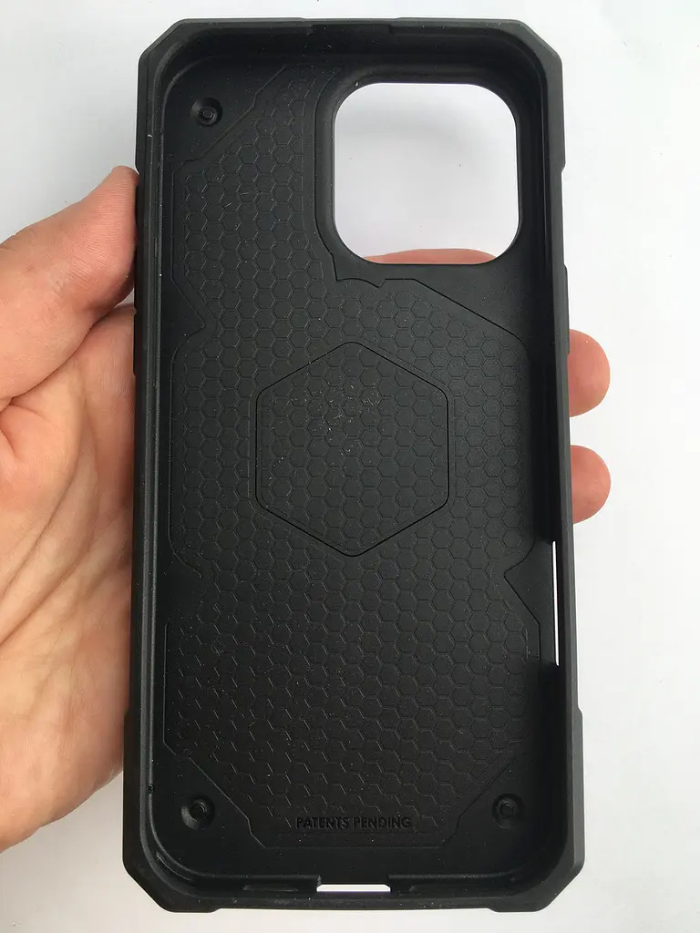 Оригінальний протиударний чохол UAG Monarch для iPhone 16 Pro Max (6.9") Carbon Fiber Red 1144911F4242 - фото 7