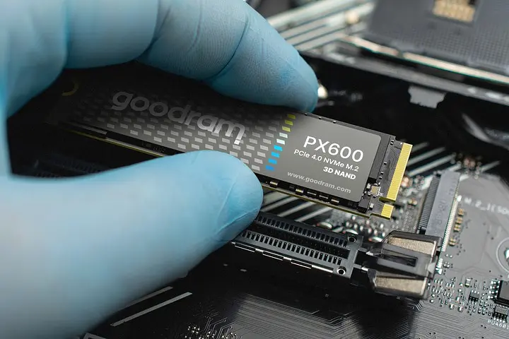 Накопичувач SSD 1TB Goodram PX600 M.2 2280 PCIe 4.0 x4 NVMe 3D NAND (SSDPR-PX600-1K0-80) - фото 7