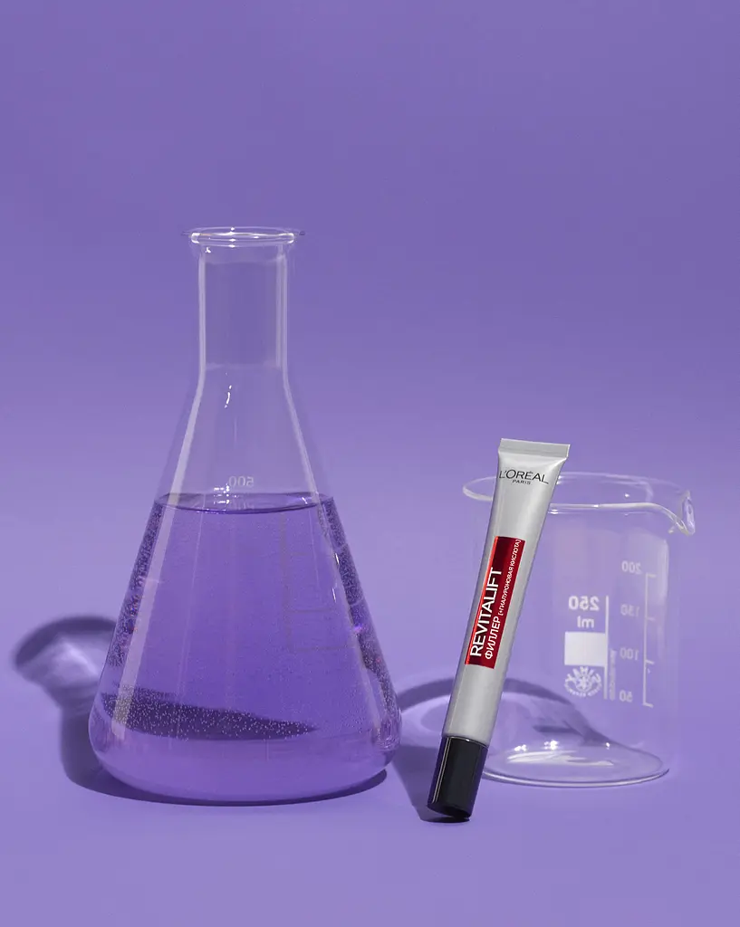 Антивіковий крем для шкіри навколо очей L'Oreal Paris Revitalift Filler Відновлювач об'єму з гіалуроновою кислотою, 15 мл (A8674500) - фото 5