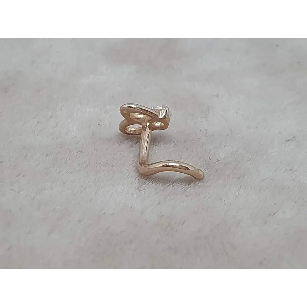 Золотая серьга-пирсинг Favoritum в нос с фианитом. 311140 - фото 3