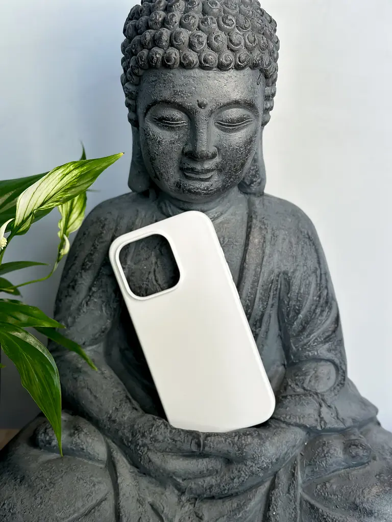 Чохол MAKE Apple iPhone 15 Pro Silicone White - фото 4