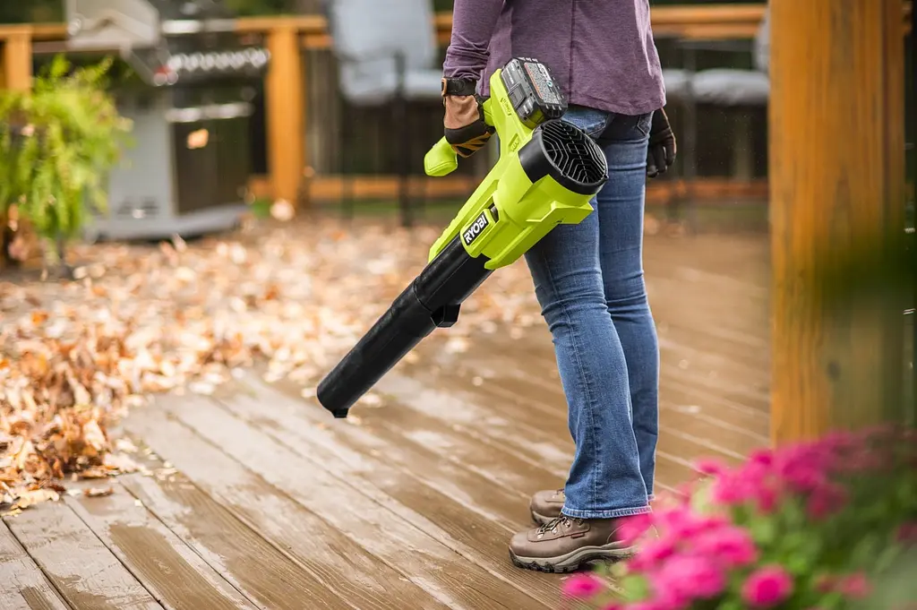 Воздуховод садовый аккумуляторный ONE+ RY18BLA-0 18В 145км/ч 2.1кг без АКБ и ЗП Ryobi teh0016569 - фото 5