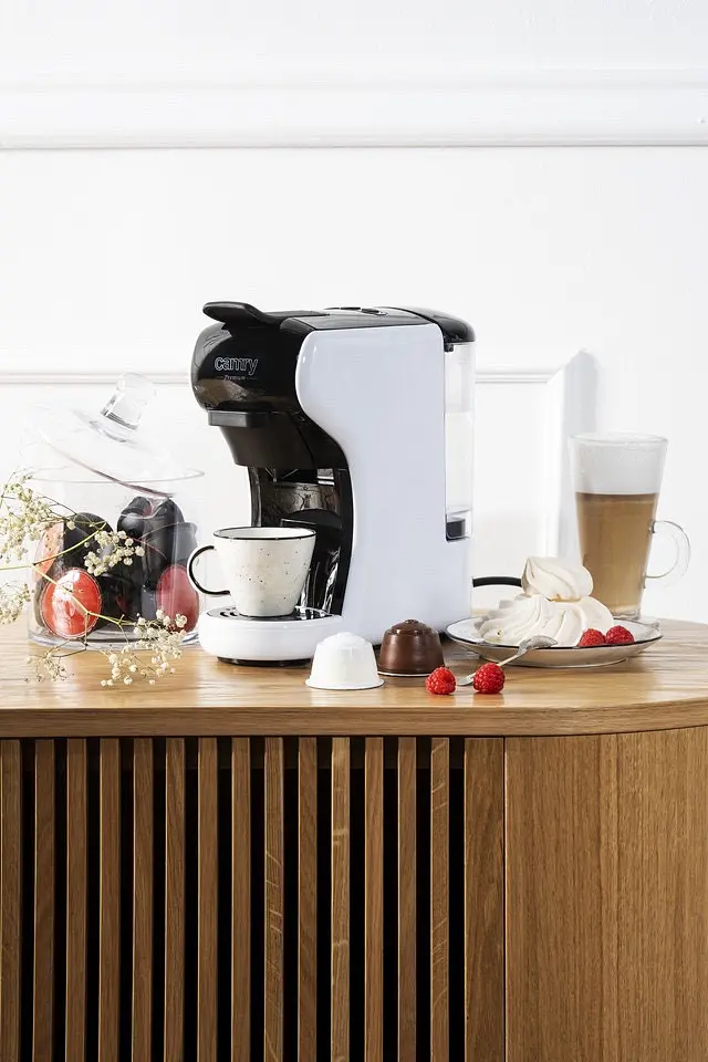 Кофеварка капсульная Camry CR 4414 9 видов капсул компактная 19 бар 3000 Вт белая - фото 9