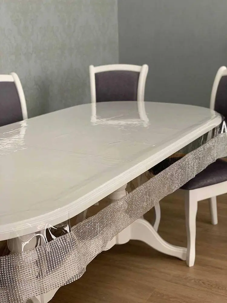 Скатертина силіконова овальна зі стразовою стрічкою 165х110 см срібний - фото 2