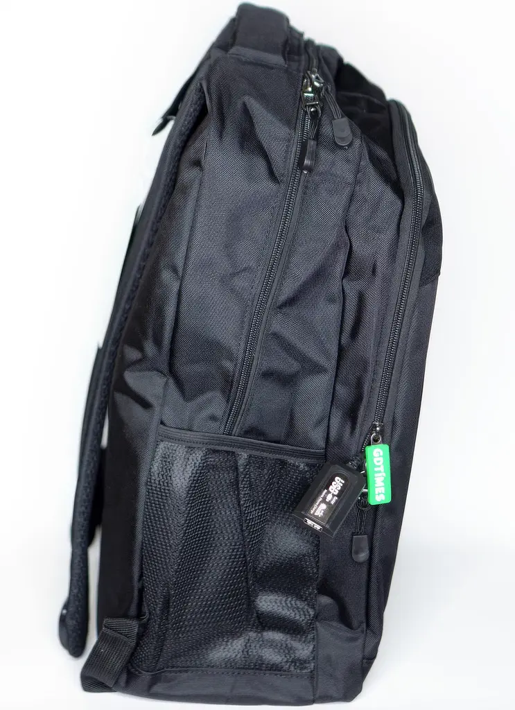 Рюкзак туристичний NoName SolarBag-50, з сонячною батареєю та USB-портом 50×30×16 см, чорний - фото 8