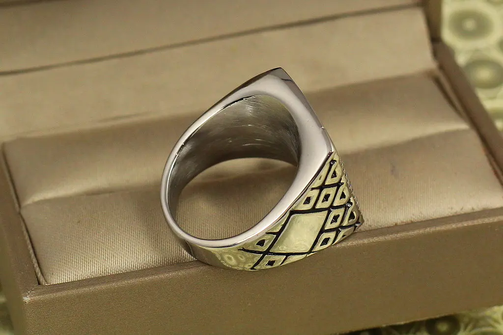Кільце Xuping Jewelry Печатка Великий квадрат р 18 сріблясте - фото 3