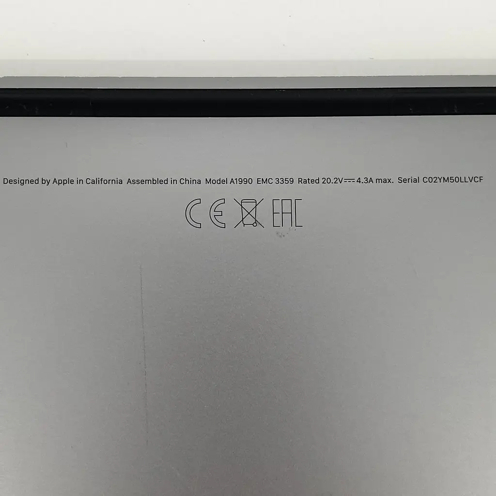 Ноутбук Apple MacBook Pro 15" A1990 Retina (C02YM50LLVCF) (i7-9750H/16/256SSD/PRO 555X) - Class B - фото 4