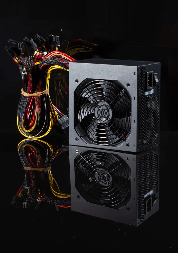 БЖ 700W FSP ATX-700W PNR PRO 120mm silent fan, Retail Box (ATX-700PNR PRO) - фото 10