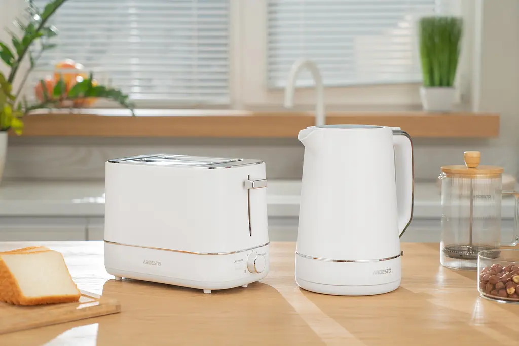 Електрочайник Ardesto Timeless Elegance Otter 1.7 л білий матовий (EKL-450W) - фото 2