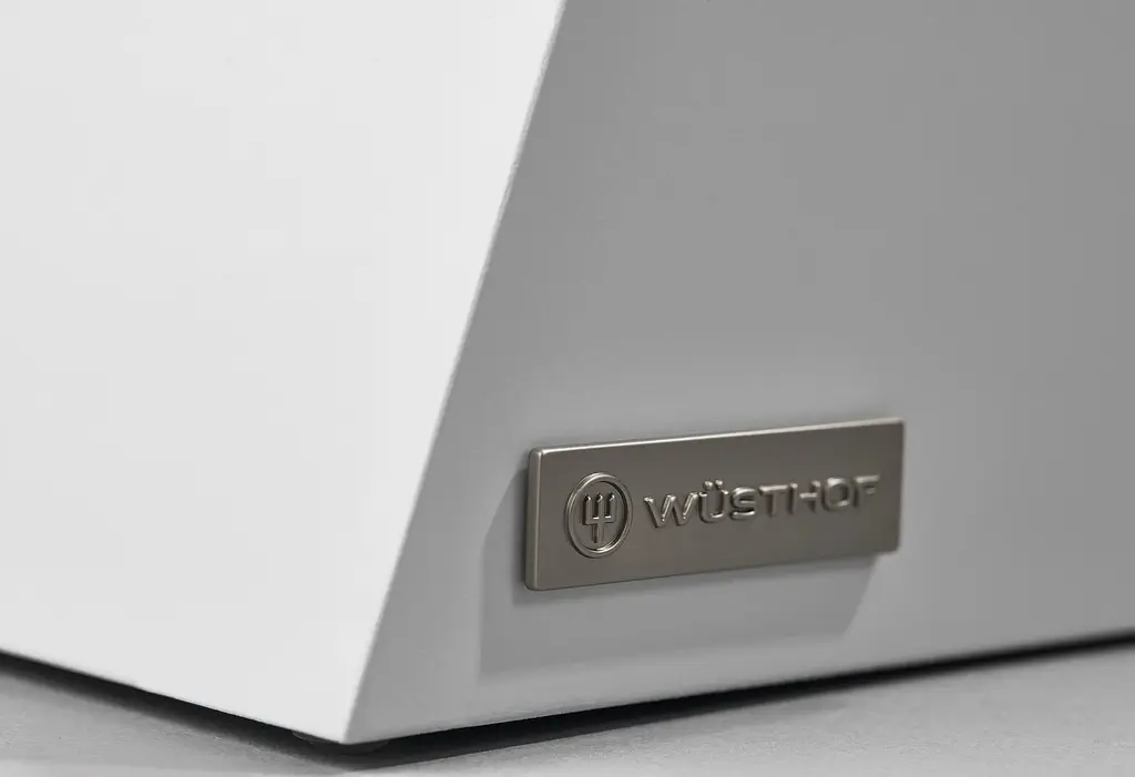 Блок с ножами, заточкой и ножницами кухонными Wuesthof Classic White 7 предметов (1090270601) - фото 11