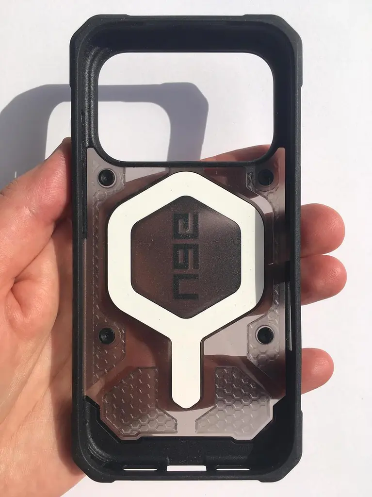 Чохол протиударний UAG Pathfinder MagSafe для iPhone 17 Pro (6.3") Clear Ash 114551113140 - фото 9