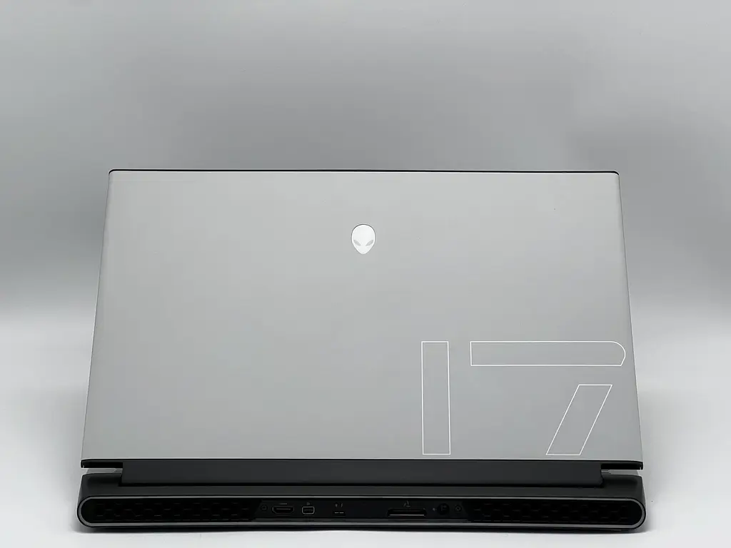 Ноутбук Dell 17.3" Alienware M17 R4, i7-10750H, 16 GB, 1024 GB, NVIDIA GeForce RTX 3070, 1920x1080, IPS (SH2505944) Б/в - фото 3