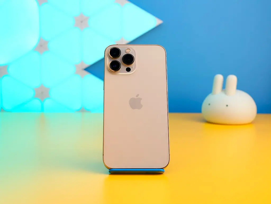 Смартфон Apple iPhone 13 Pro Max 512GB Gold (MLLH3) Б/В [159971] - фото 6