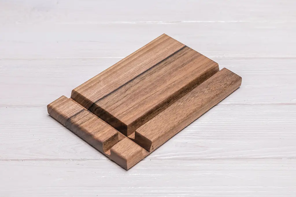 Підставка з дерева для гаджета ecoWalnut 175х115х15 мм - фото 3