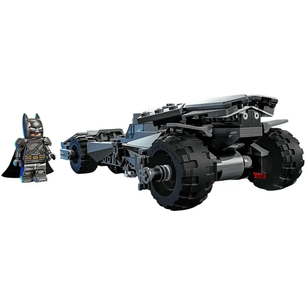Конструктор LEGO Super Heroes DC Бэтмобиль из фильма Бэтмен против Супермена 220 деталей (76331) - фото 6