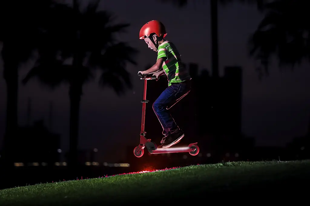 Самокат Neon Dynamo червоний - фото 6