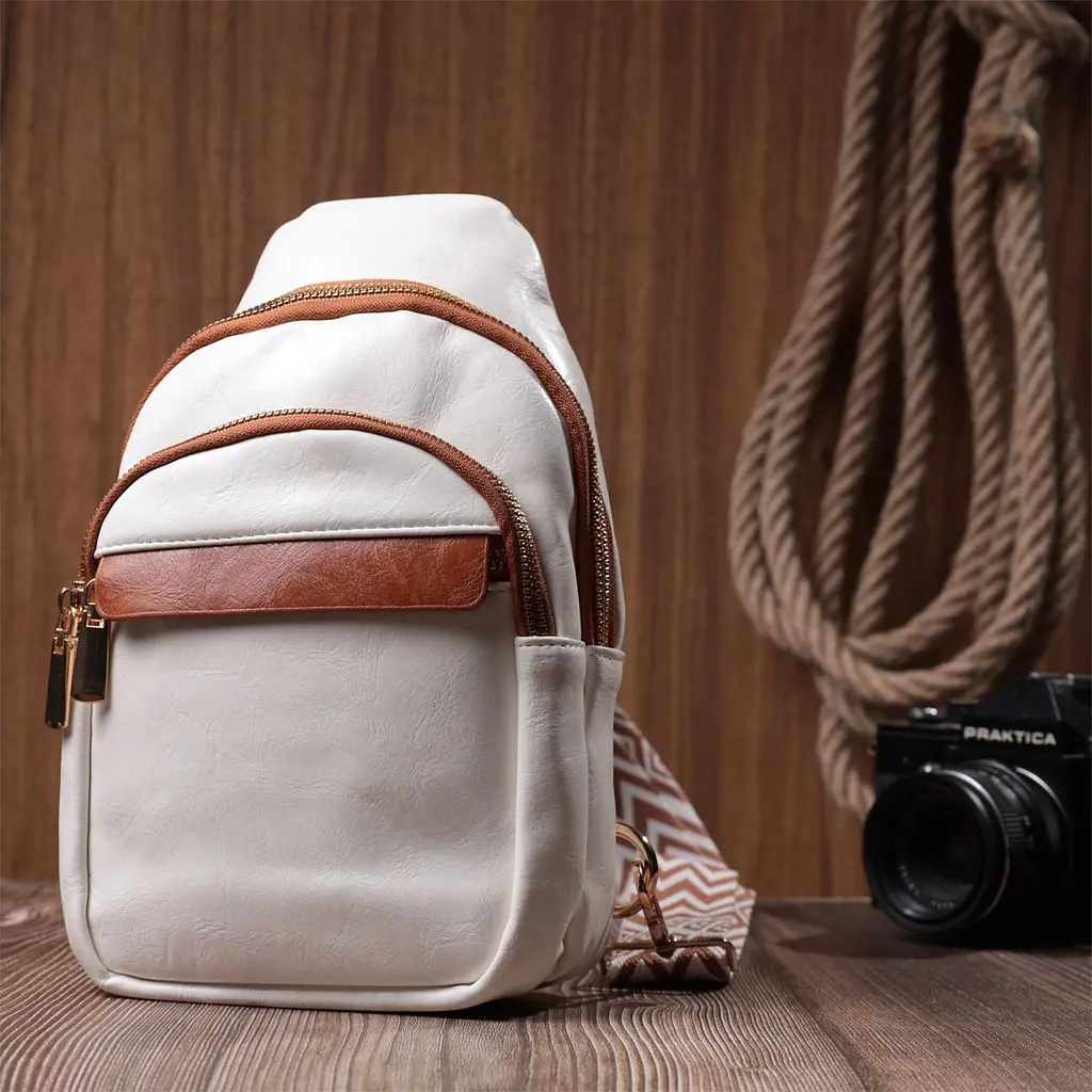 Жіноча сумка з однією лямкою через плече з гладкої екошкіри Vintage 22768 біла - фото 9