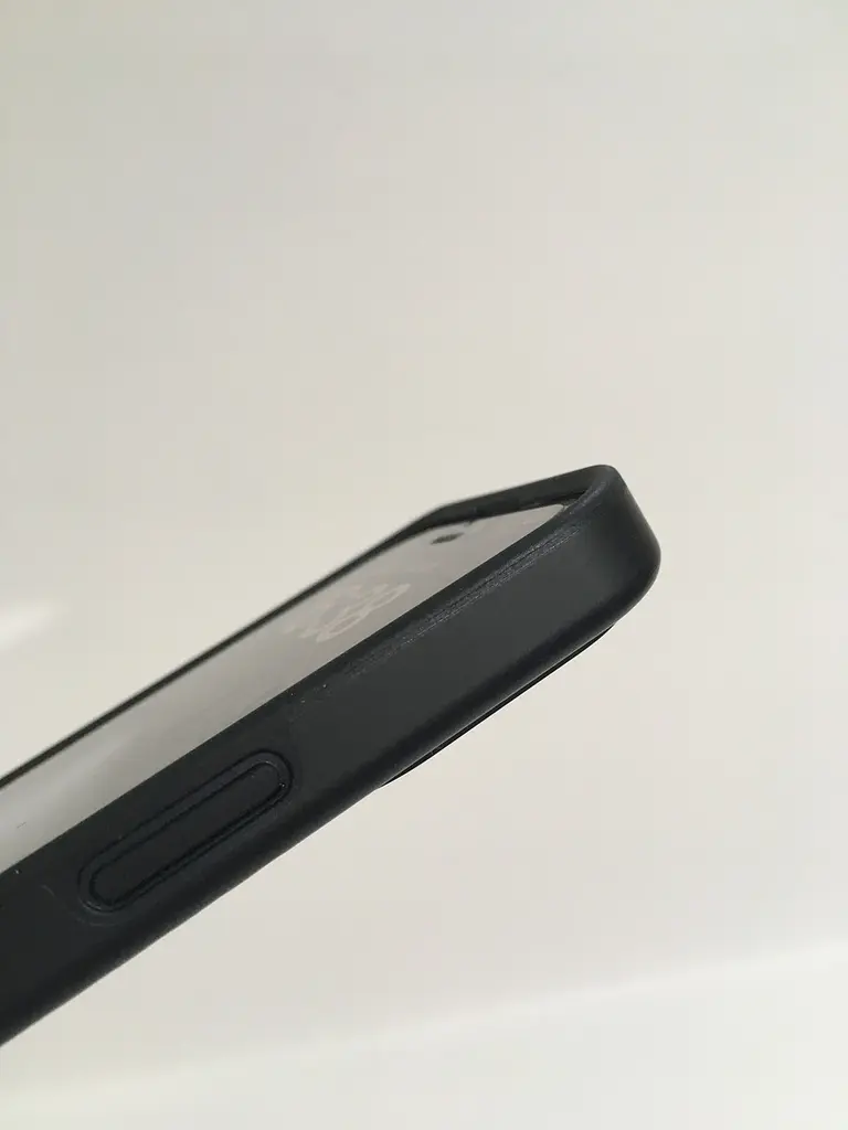 Протиударний чохол із підставкою ZAGG Gear4 Denali MagSafe для iPhone 15 Pro (6.1") Black 702312718 - фото 8