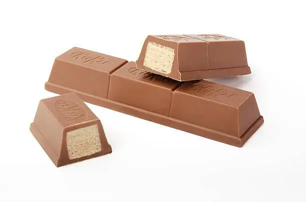 Упаковка батончиків Kit Kat 3 Bars 124.5 г - фото 3