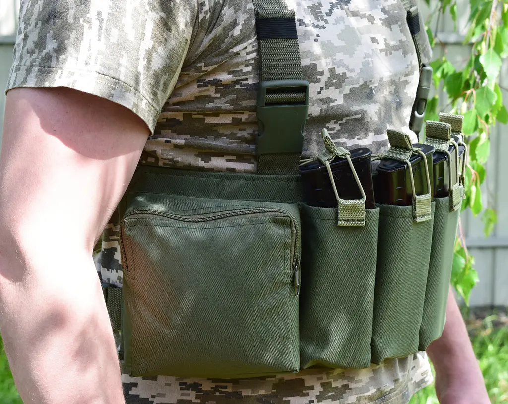 Жилет розвантажувальний з сумкою для скидання магазинів Novator G-4 Khaki - фото 3