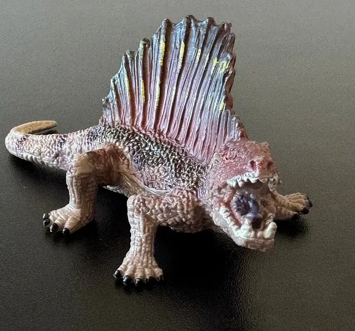Фігурка динозавра Спинозавр-ящірка коричнева Dino Toys - фото 3