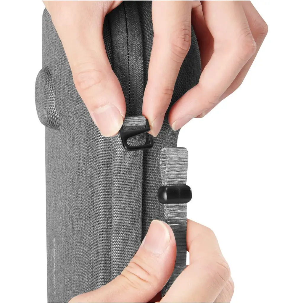 Чохол Spigen Klasden Pouch для Sony PlayStation Portal Charcoal Grey (AGP09756) - фото 7