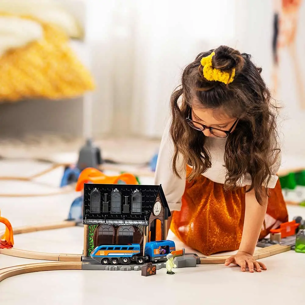 Станция ужасов для железной дороги Brio Smart Tech (36007) - фото 6