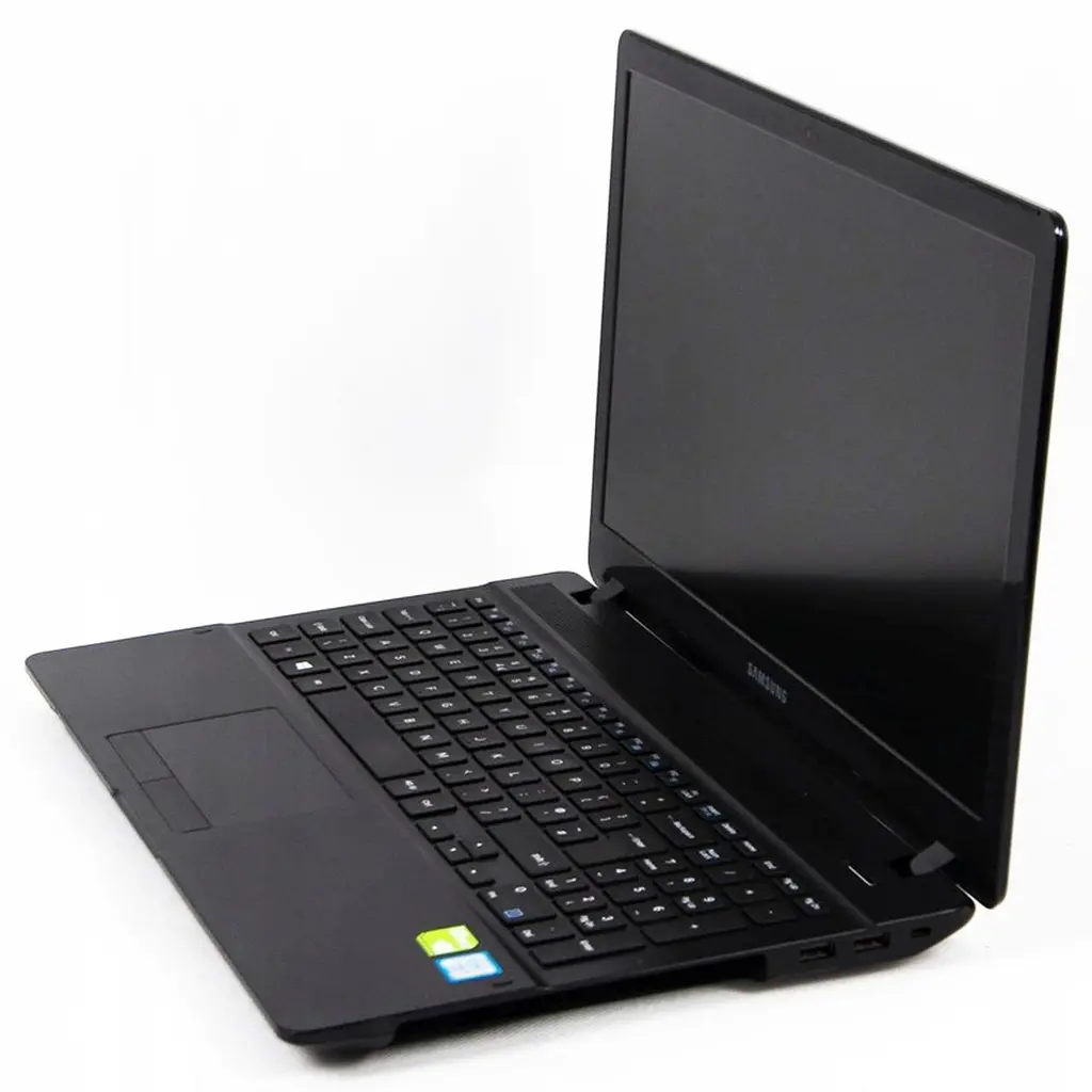 Ноутбук Samsung NP 370E5L-S06TR FHD (i5-6300HQ/8/128SSD) - Class B "Б/В" - фото 2