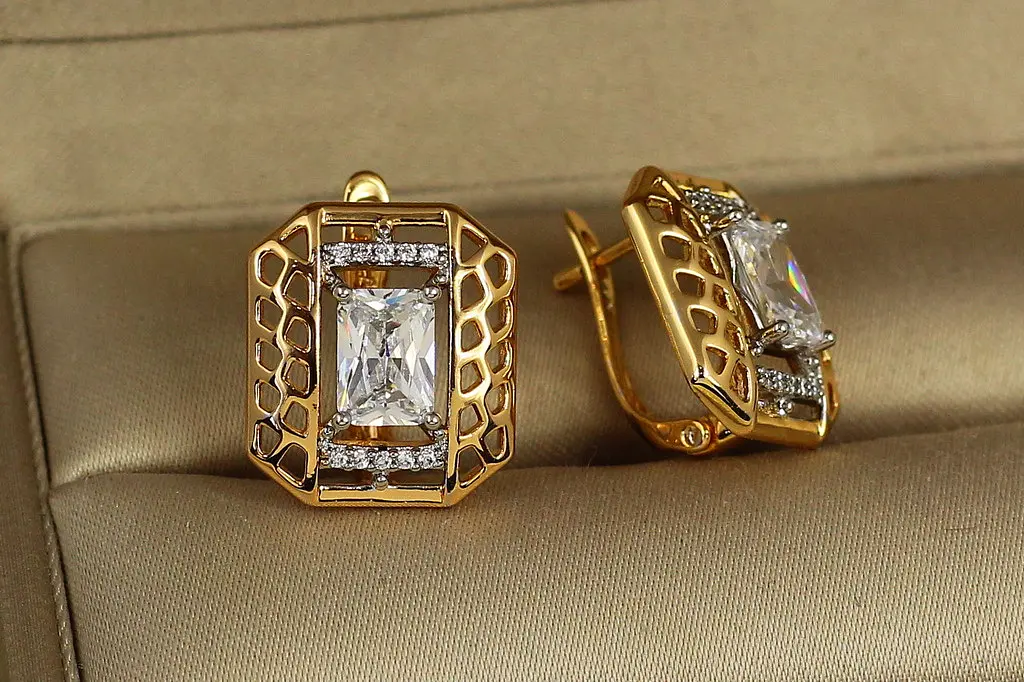 Сережки Xuping Jewelry світлиця з родієм 1,6 см золотисті - фото 2