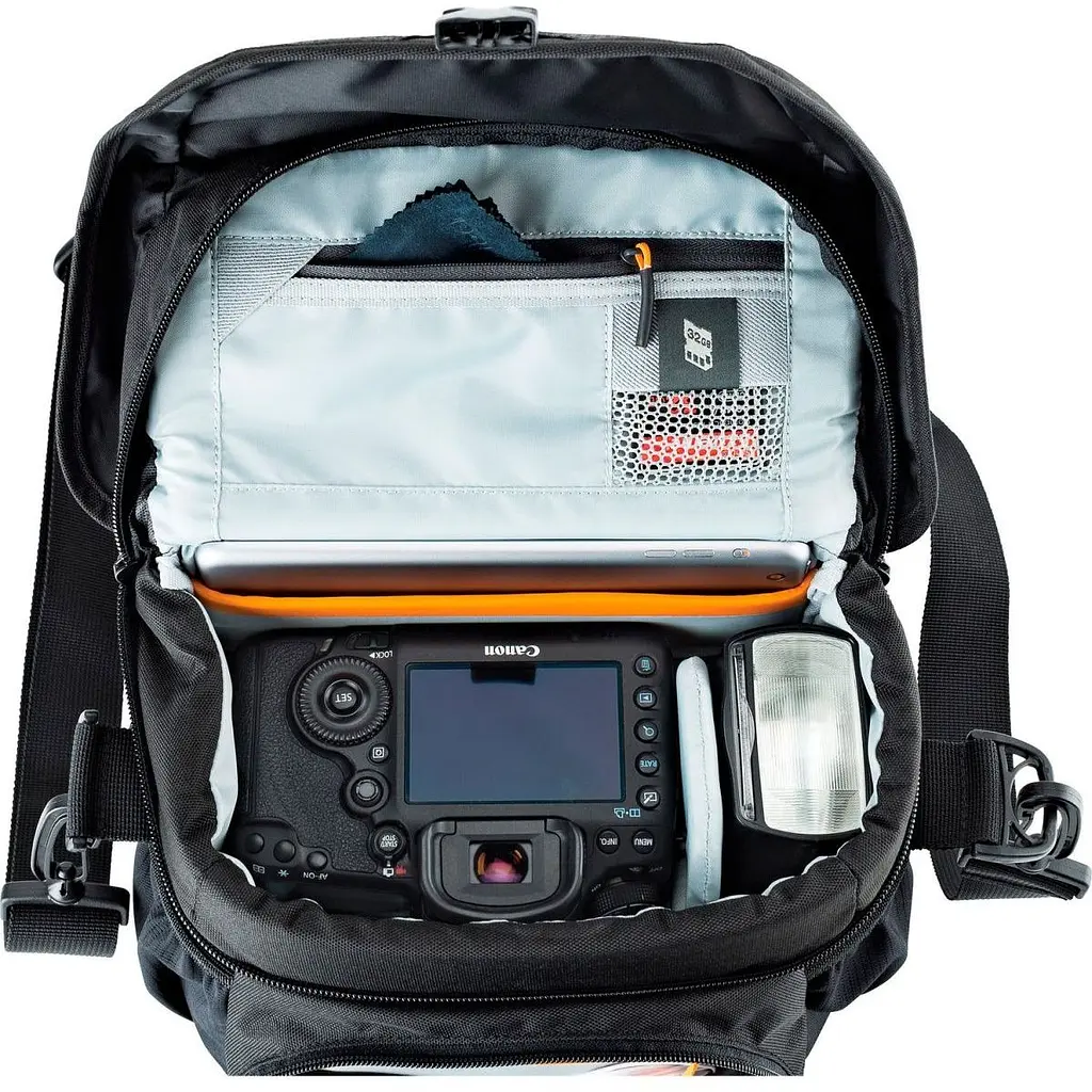 Сумка для фотоаппарата Lowepro Nova 170 AW II Black (LP37121-PWW) [135680] - фото 8