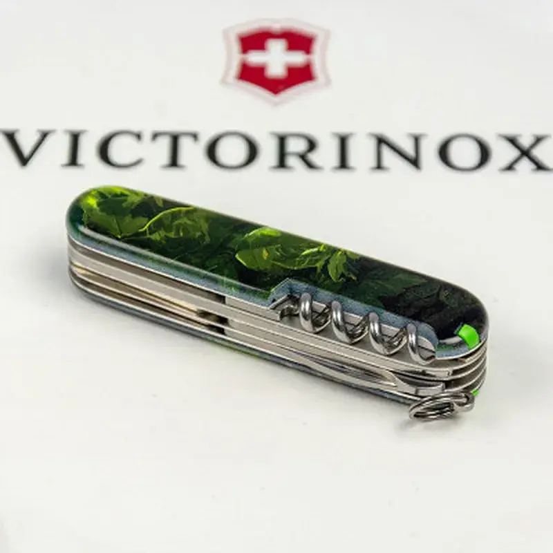 Ніж Victorinox Huntsman Zodiac 91 мм Зелений дерев'яний дракон (1.3713.3_Z3240p) - фото 7