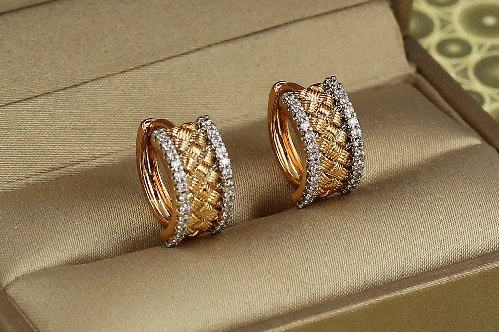 Сережки Xuping Jewelry корзинка з родієм 1,5 см золотисті - фото 2